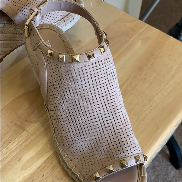 Marc Fisher Wedges - Picture 4 of 7